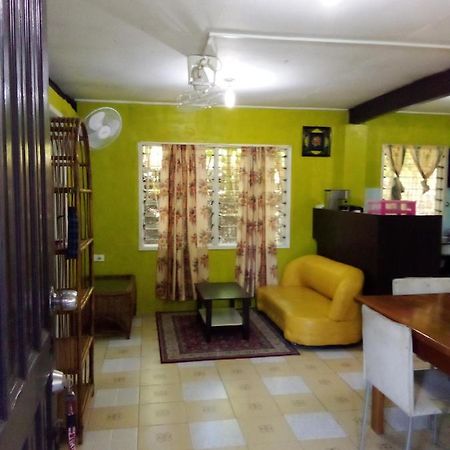 Island Home Honiara Buitenkant foto